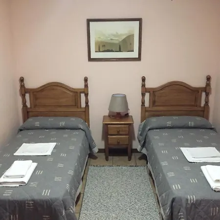 Apartamentos Turisticos San Juan De La Pena Santa Cruz de la Serós Extérieur photo