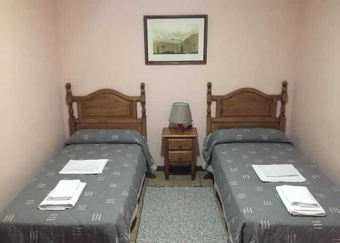 Apartamentos Turisticos San Juan De La Pena